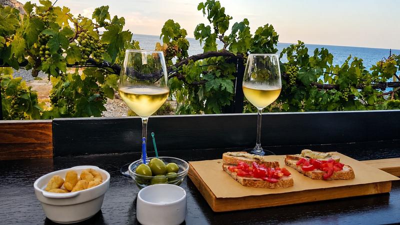 Aperitivo all’Italiana: The Ritual of the Italian Aperitivo
